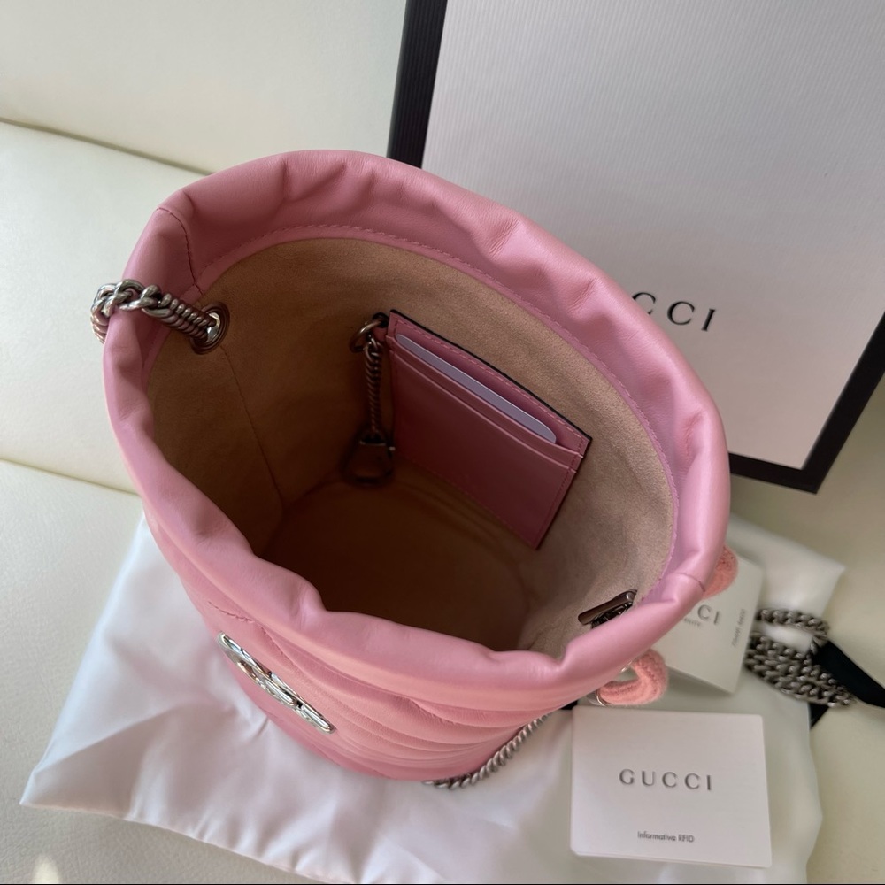 NEW  GUCCI Chevron Calfskin Pink Leather GG Marmont Mini Bucket Chain Bag - Picture 12 of 13